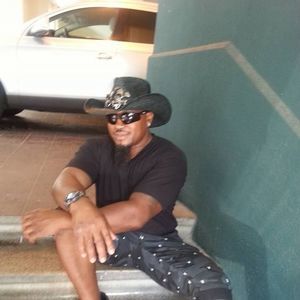 Meet your Posher, Lee